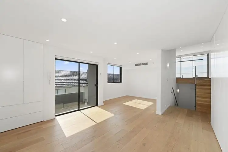 Fourth view of Homely apartment listing, 5/10 Moore Street, Bondi NSW 2026