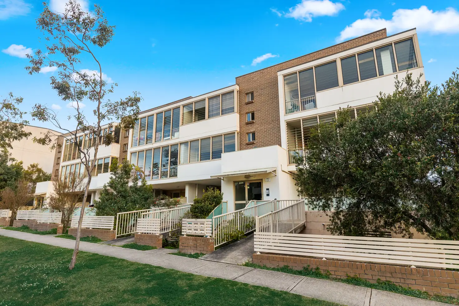 Main view of Homely unit listing, 8/12-14 Lydbrook Street, Westmead NSW 2145