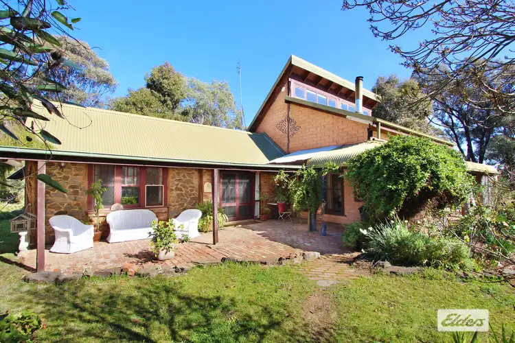 63 Pinchgut Lane, Shelbourne VIC 3515