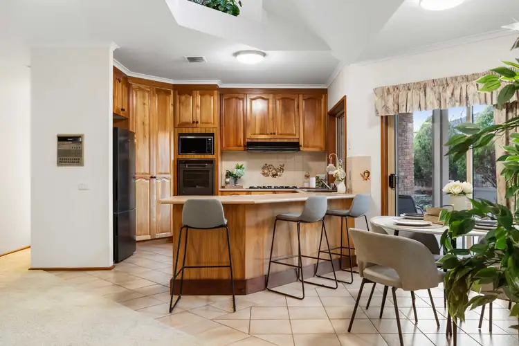 Sixth view of Homely house listing, 2 Austral Court, Hillside VIC 3037