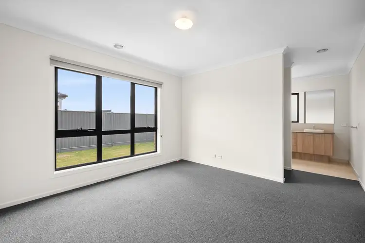 Fourth view of Homely house listing, 33 Wattlebird Drive, Lara VIC 3212