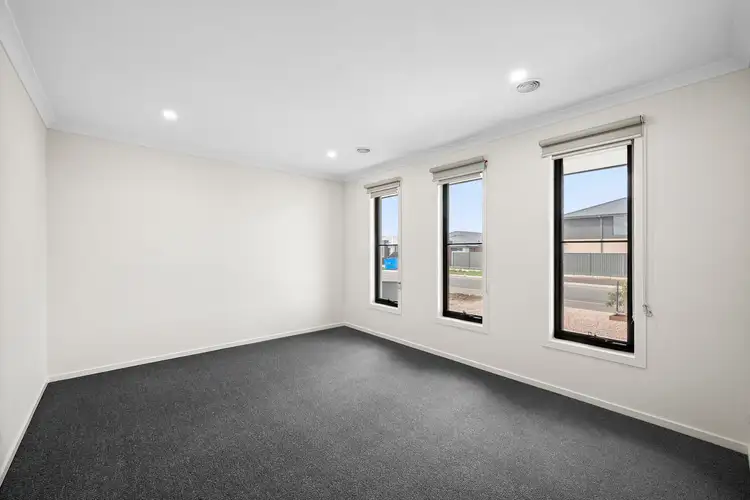 Fifth view of Homely house listing, 33 Wattlebird Drive, Lara VIC 3212