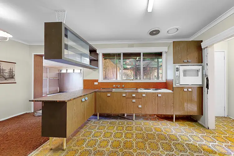 Fifth view of Homely house listing, 335 Mascoma Street, Strathmore Heights VIC 3041