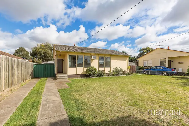 4 Snowden Street, Laverton VIC 3028