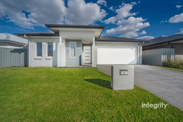 29 Gracilis Rise, South Nowra NSW 2541