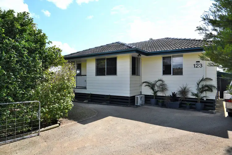 123 Prospect Street, Lowood QLD 4311