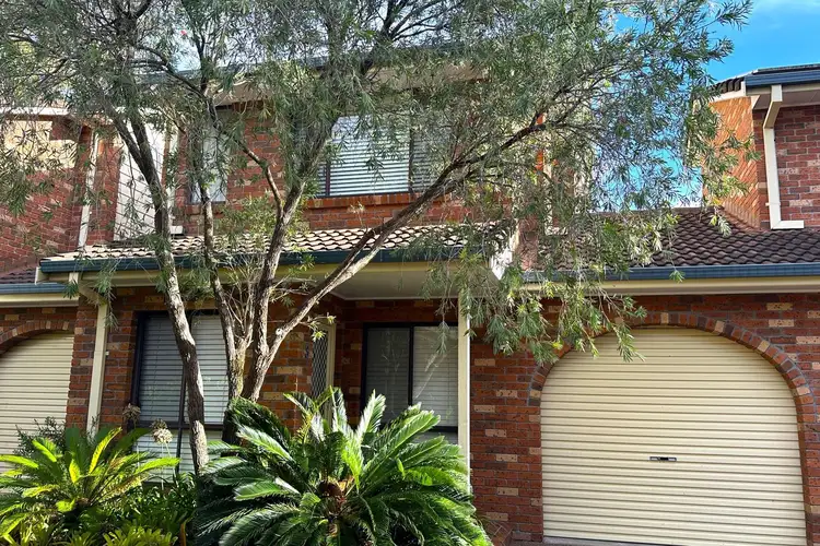 3/8 Bowral Street, Hawks Nest NSW 2324