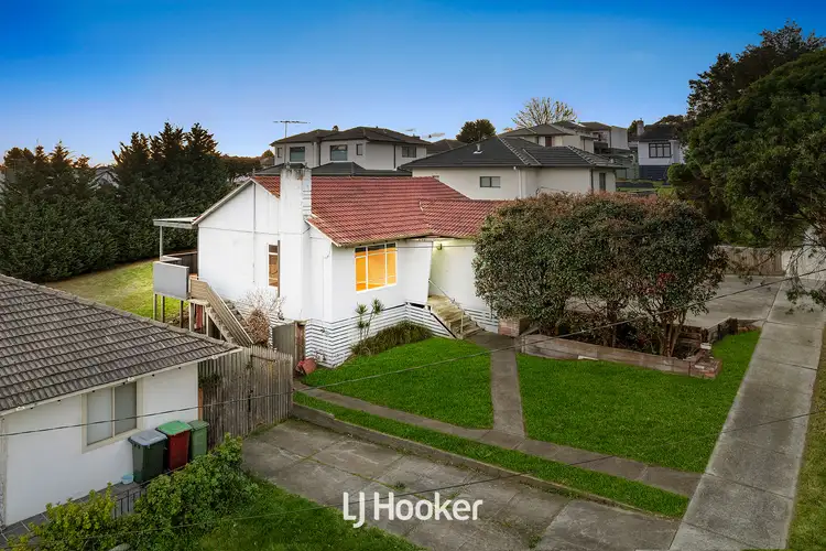 Second view of Homely house listing, 7 Myrtle Grove, Doveton VIC 3177