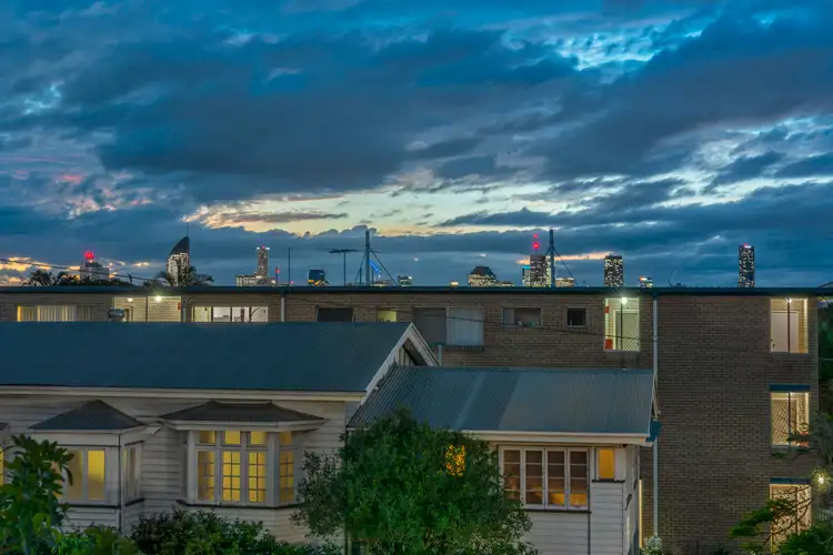 1/57 Eighth Avenue, Coorparoo QLD 4151