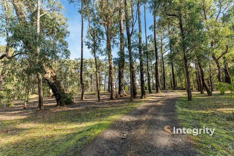 71 Kestrel Lane, Kinglake West VIC 3757