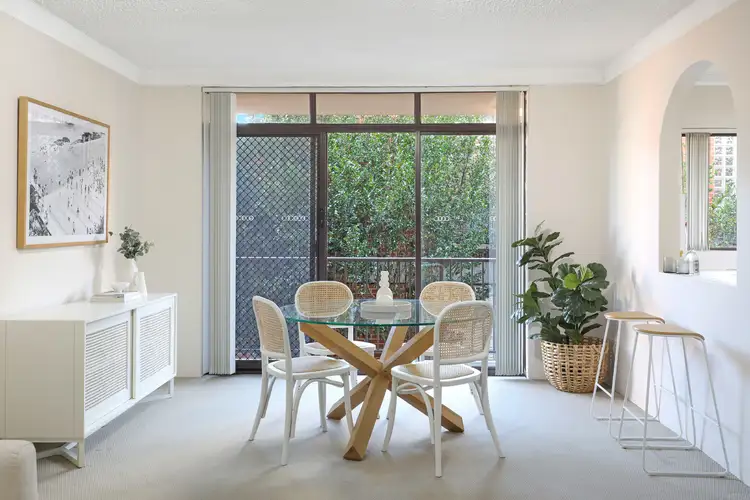 Main view of Homely unit listing, 2/1 Mangerton Road, Wollongong NSW 2500