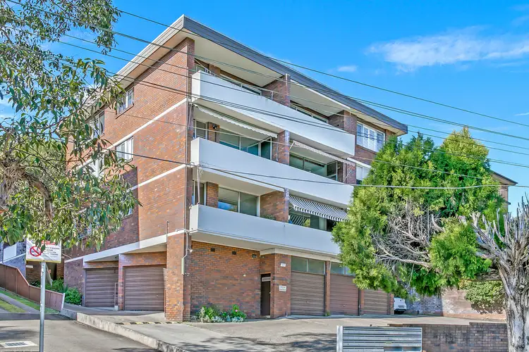 Main view of Homely unit listing, 18/17 Meadow Crescent, Meadowbank NSW 2114