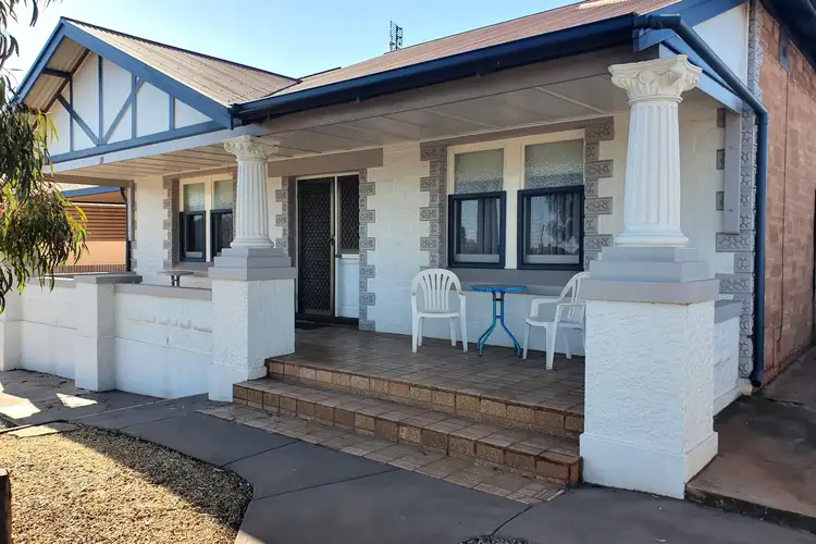 18 Walls Street, Whyalla SA 5600