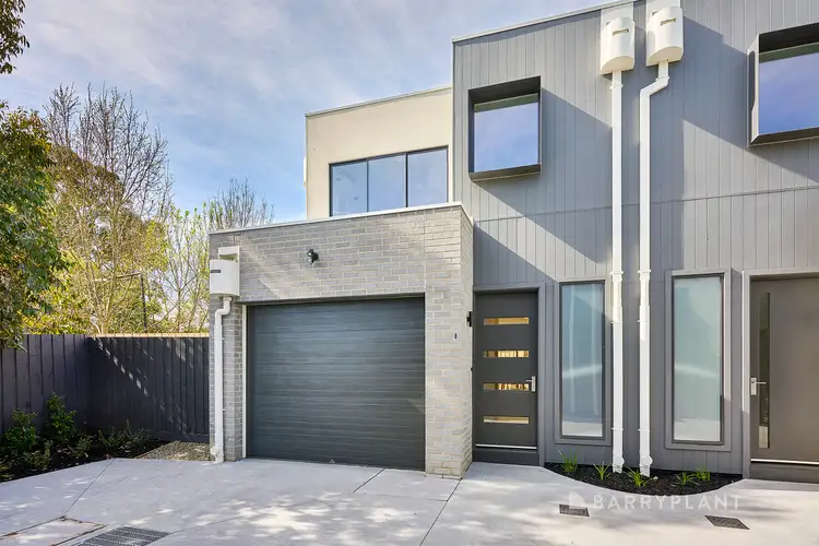 8/43 Cambridge Road, Mooroolbark VIC 3138