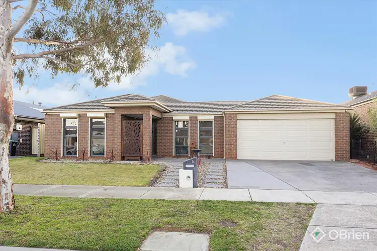 5 Barleygrass Crescent, Brookfield VIC 3338