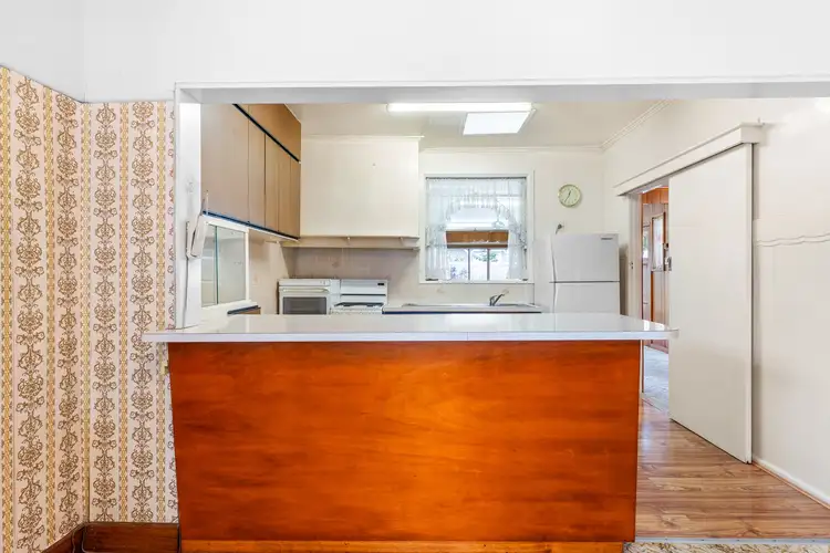 Fifth view of Homely house listing, 10 Newman Street, Sunshine VIC 3020