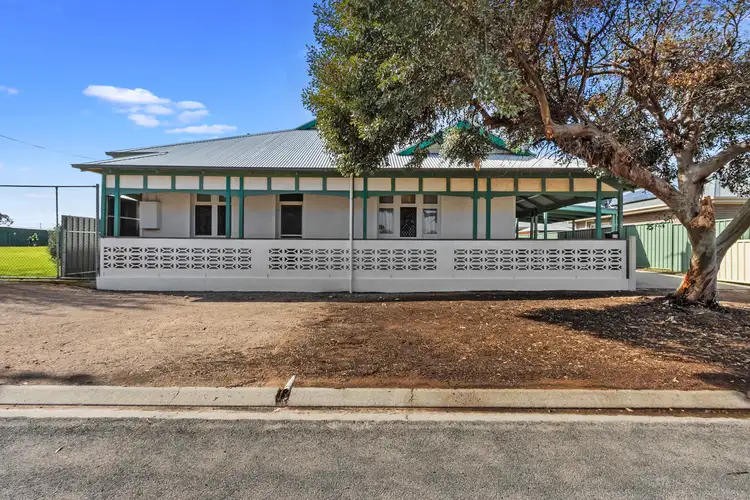 25 Bagot Street, Wallaroo SA 5556