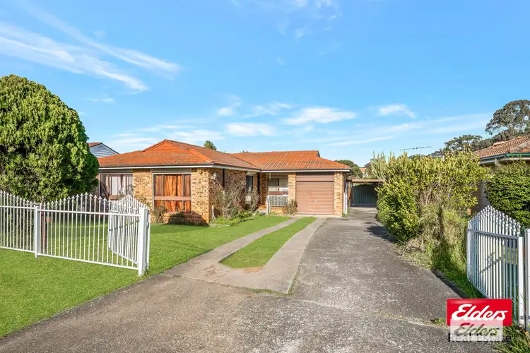6 Hyacinth Avenue, Macquarie Fields NSW 2564