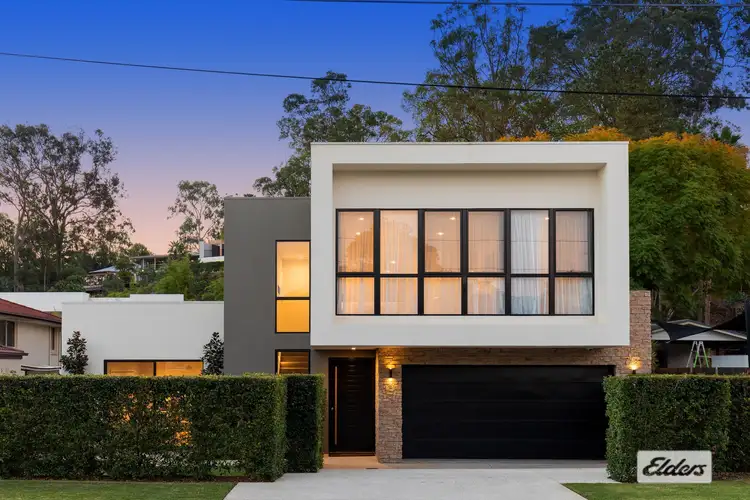 15 Holyoake Drive, Daisy Hill QLD 4127