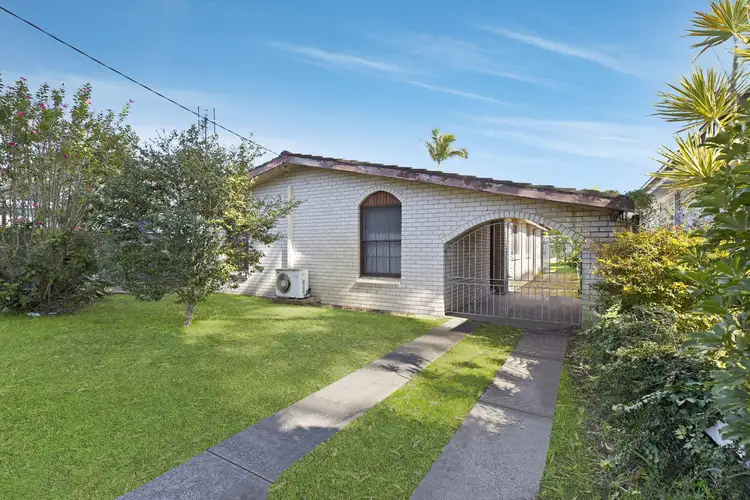 11 Collareen Street, Ettalong Beach NSW 2257