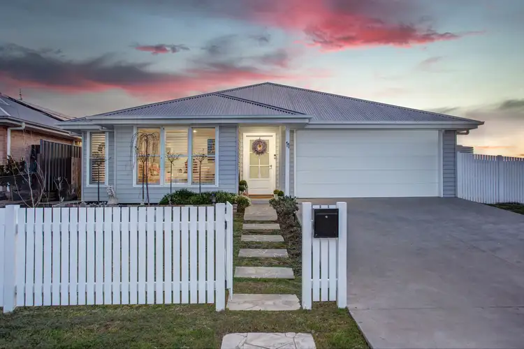 11 Morris Place, Marulan NSW 2579