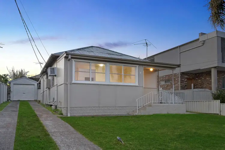 2 Gwandalan Road, Padstow NSW 2211
