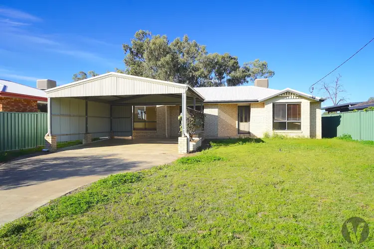 8 Allen Street, Roma QLD 4455