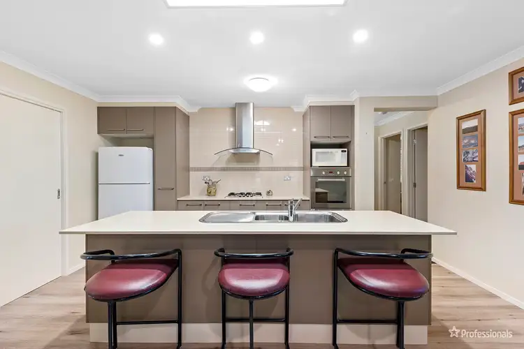 Fifth view of Homely house listing, 9 Inland Court, Maryborough VIC 3465