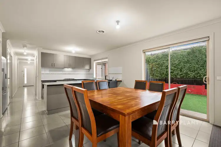 Second view of Homely house listing, 22 Sienna Way, Pakenham VIC 3810