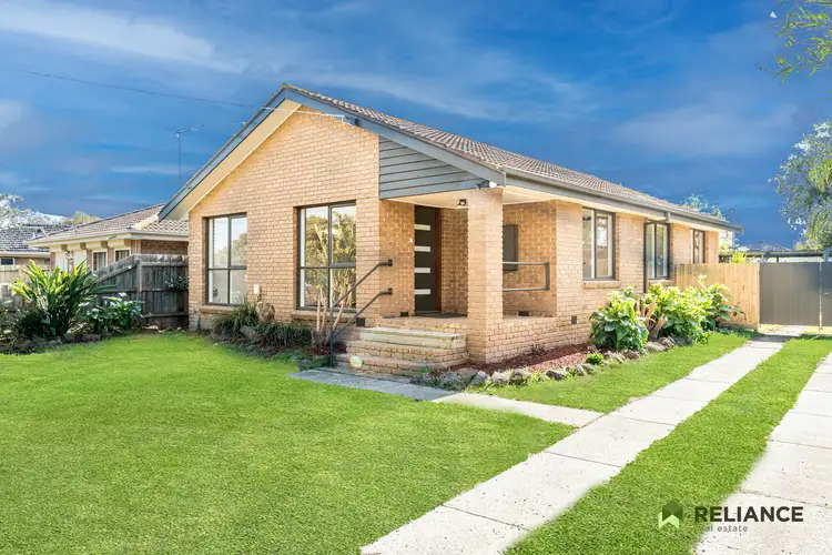 4 Kurrajong Crescent, Melton South VIC 3338