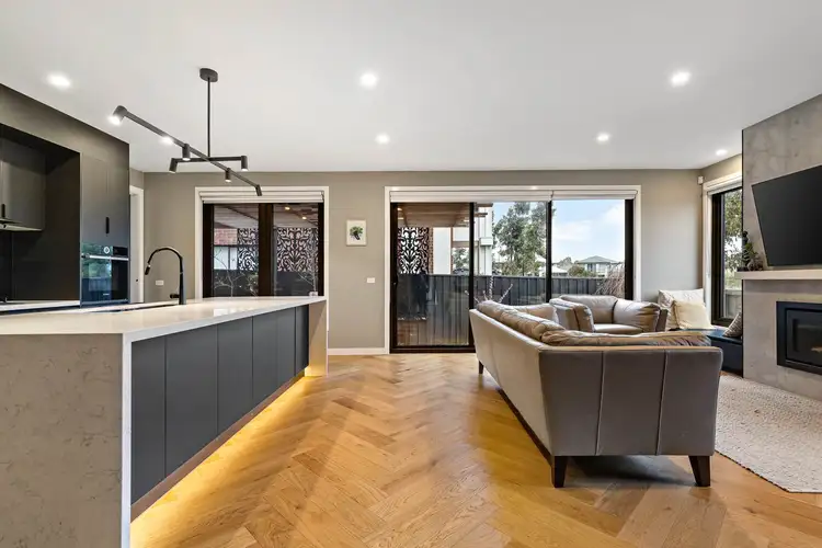 Second view of Homely house listing, 16 Creekside Circuit, Hillside VIC 3037