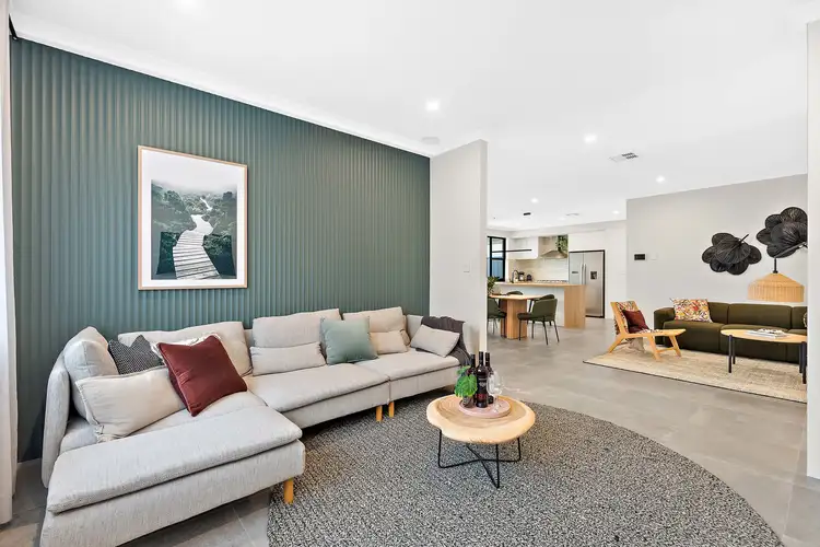 15 Boudicca Drive, Forrestdale WA 6112