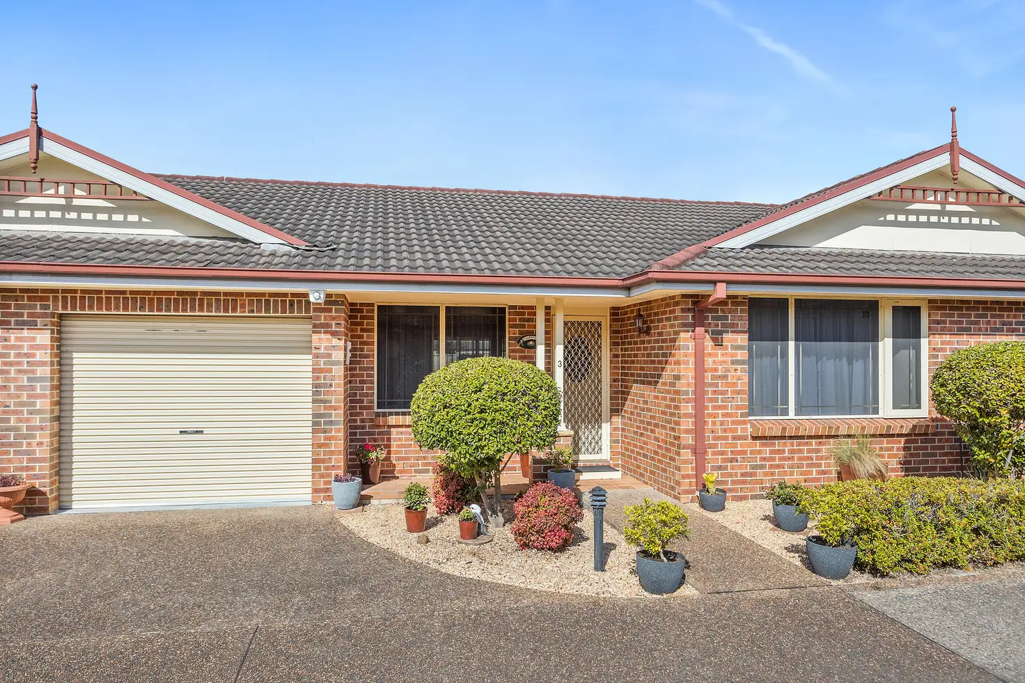Main view of Homely villa listing, 3/13 Tannery Street, Unanderra NSW 2526