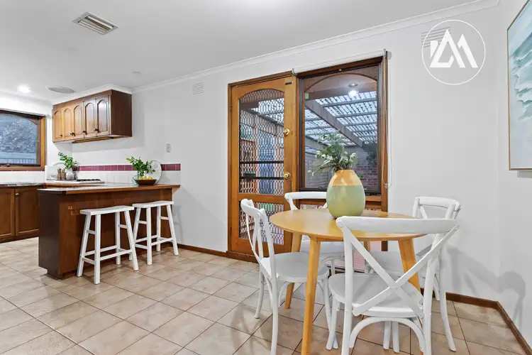 Fifth view of Homely house listing, 2 Pimelia Court, Frankston VIC 3199