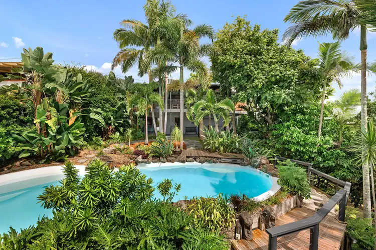 11 Pollock Street, Balmoral QLD 4171
