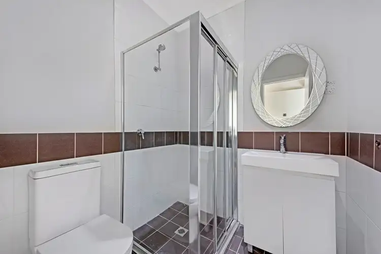 Sixth view of Homely villa listing, 9/18 Leabons Lane, Seven Hills NSW 2147