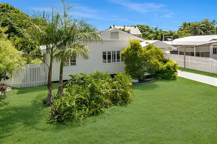 8 Hopkins Street, Currajong QLD 4812
