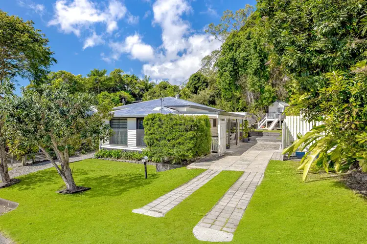 13 Dalgety Street, Stratford QLD 4870