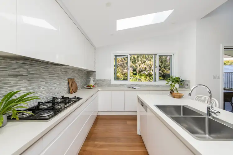 Third view of Homely house listing, 7 Queens Avenue, Avalon Beach NSW 2107