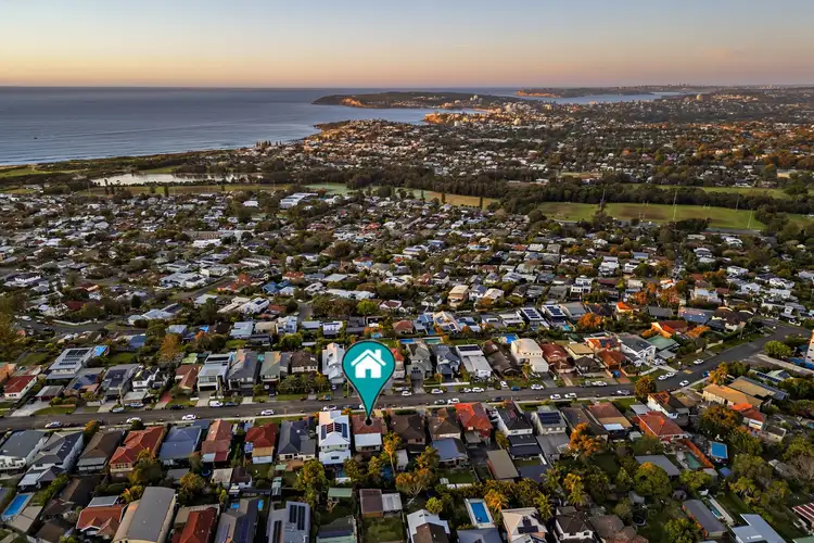 Sixth view of Homely house listing, 30 Quirk Street, Dee Why NSW 2099