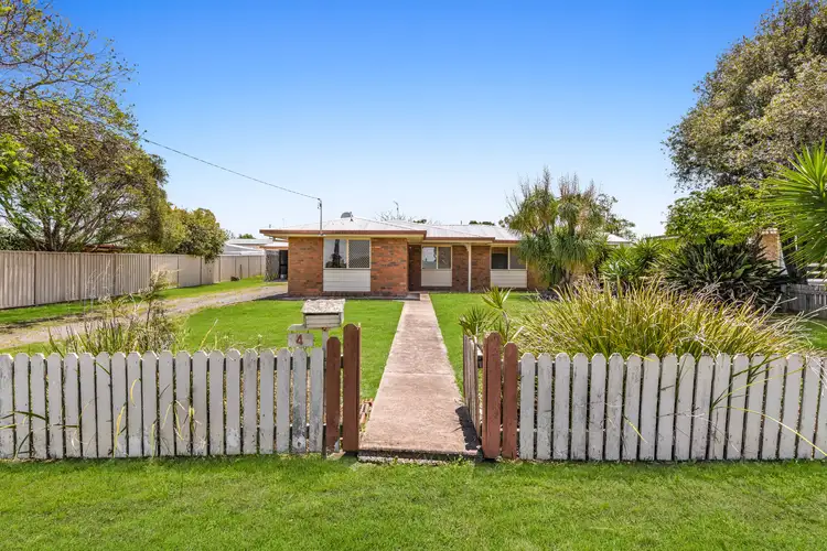 4 Palmerstone Court, Wyreema QLD 4352