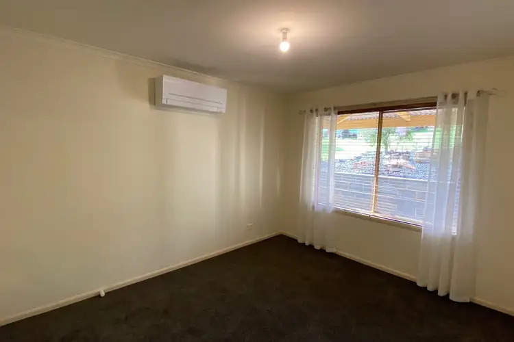 Fifth view of Homely house listing, 1 Hillside Court, Campbells Creek VIC 3451
