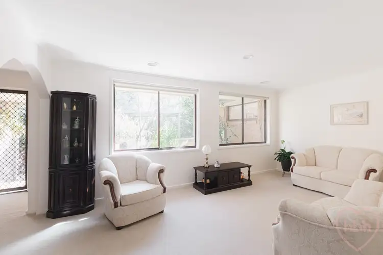 42 Chuculba Crescent, Giralang ACT 2617