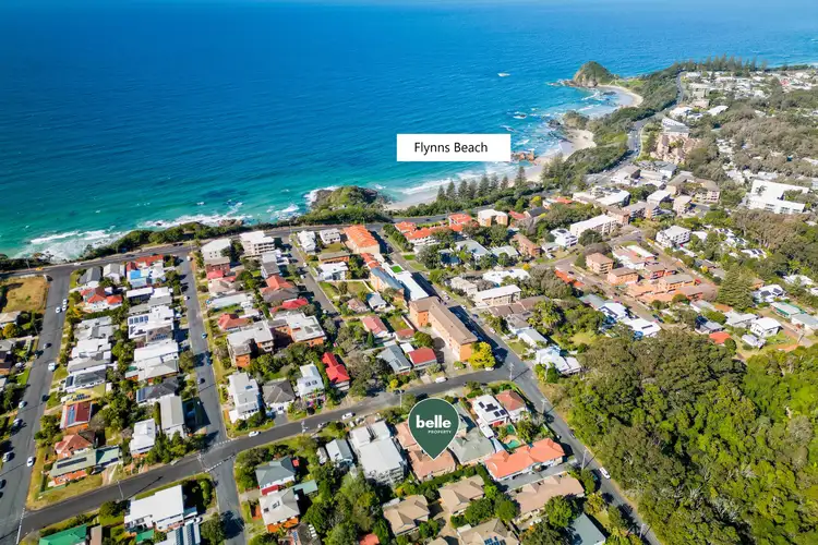 Third view of Homely villa listing, 2/33 Cross Street, Port Macquarie NSW 2444