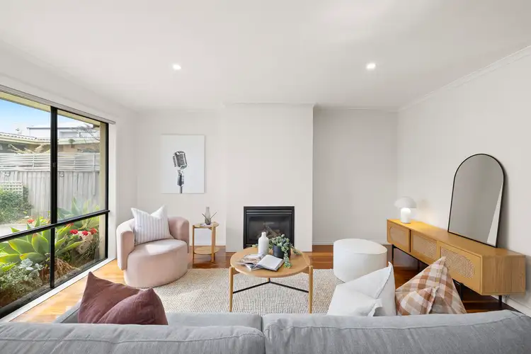 8A Lawrence Avenue, Aspendale VIC 3195