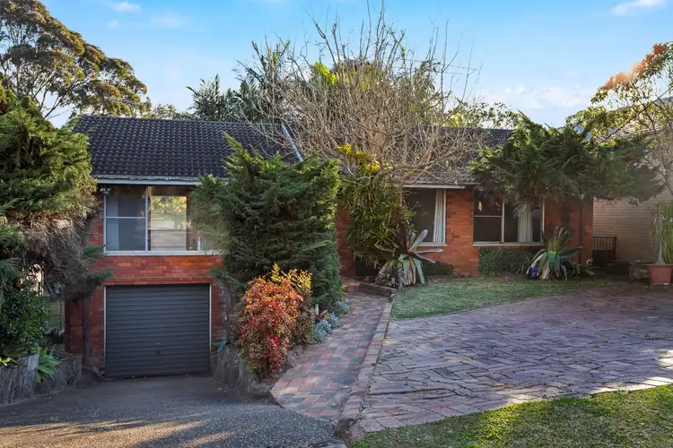 10 Allambie Avenue, Northmead NSW 2152