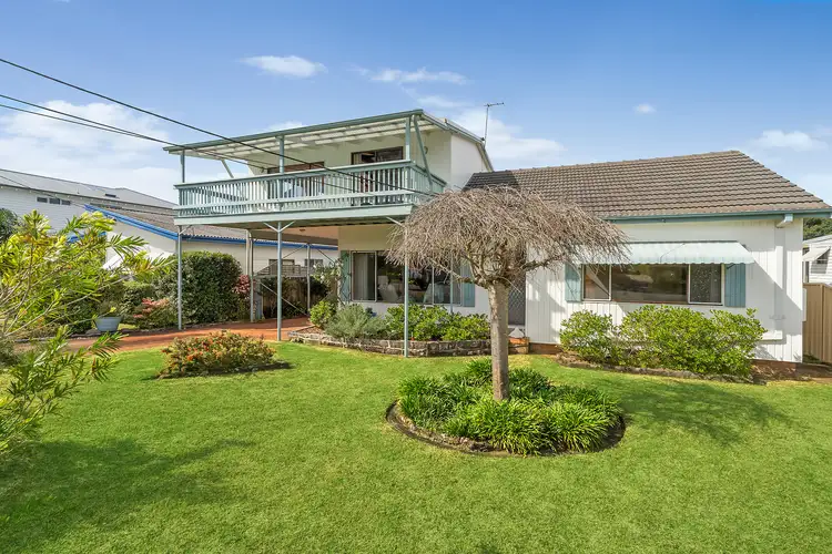 13 Inverness Avenue, Frenchs Forest NSW 2086