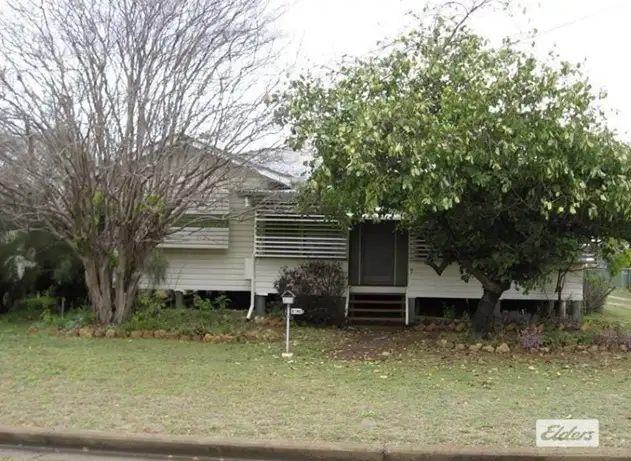 7 Atkins Street, Chinchilla QLD 4413
