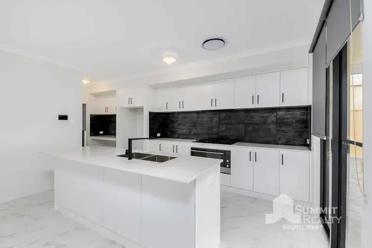 Sixth view of Homely house listing, 5 Hawkesbury Way, Australind WA 6233