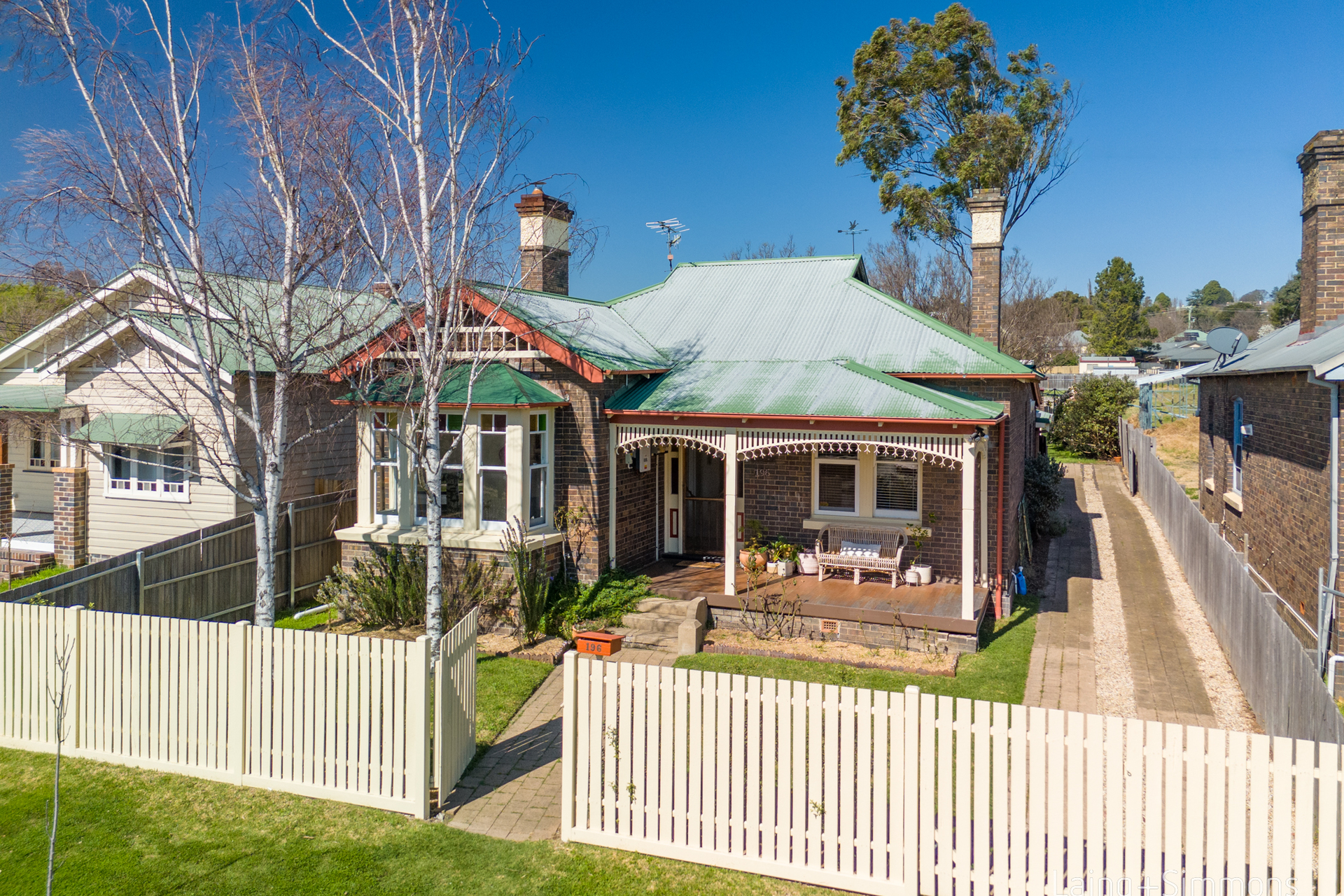 196 Brown Street, Armidale NSW 2350